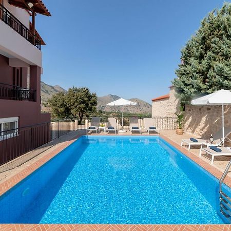 Villa Kermes Heated Pool Kournás Eksteriør billede